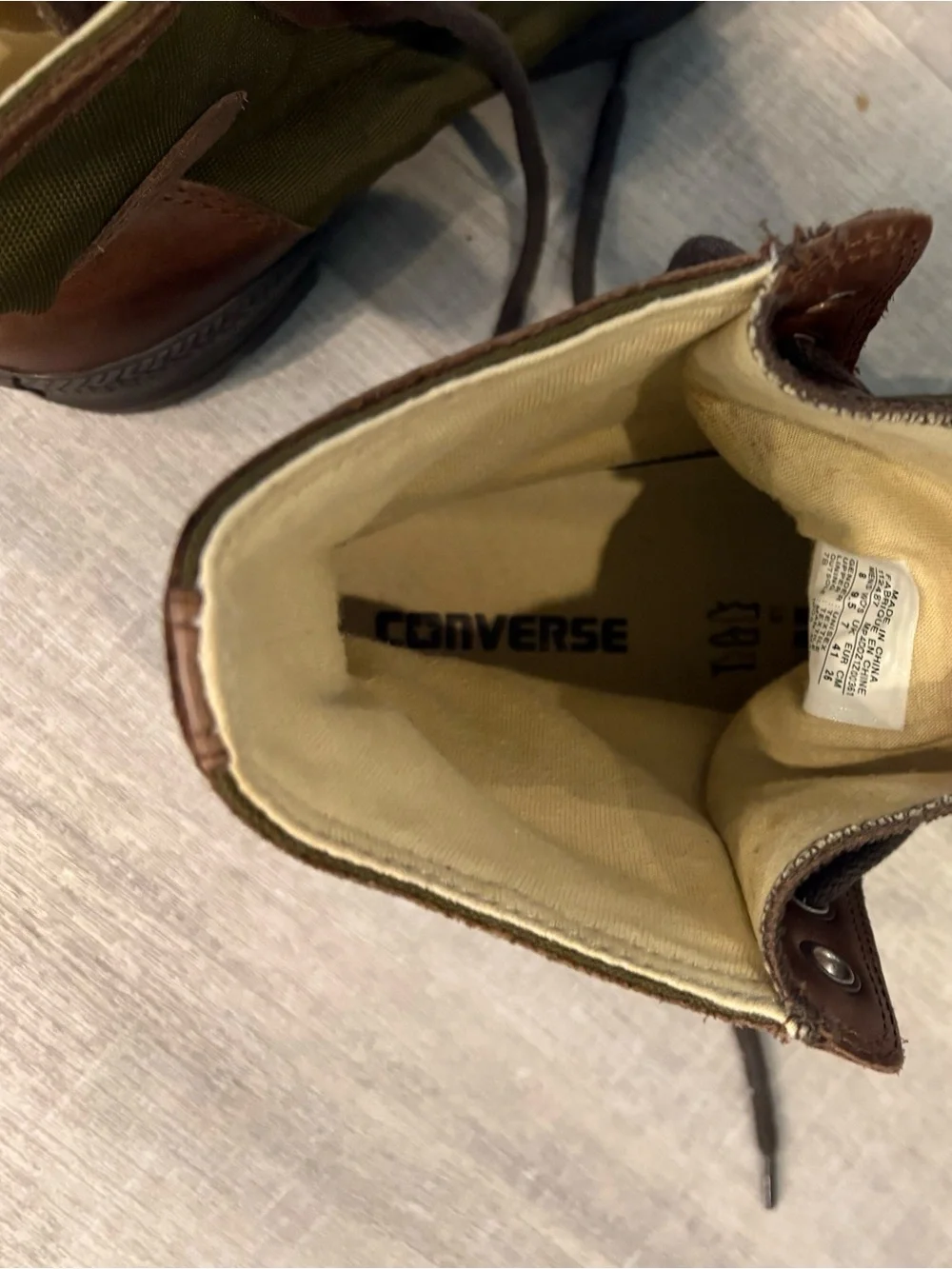 Converse Men's Boot in Olive Green and Brown (only worn once)